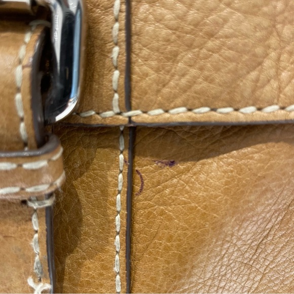 Fossil Tan Leather Crossbody Shoulder Bag with Key - Picture 4 of 16